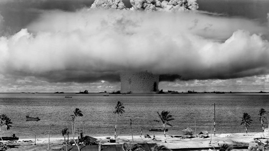 bikini atoll bomb. Bikini Atoll Explosion