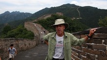 Walking The Wall show