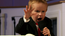 Inside: Pint-Sized Preachers Programma